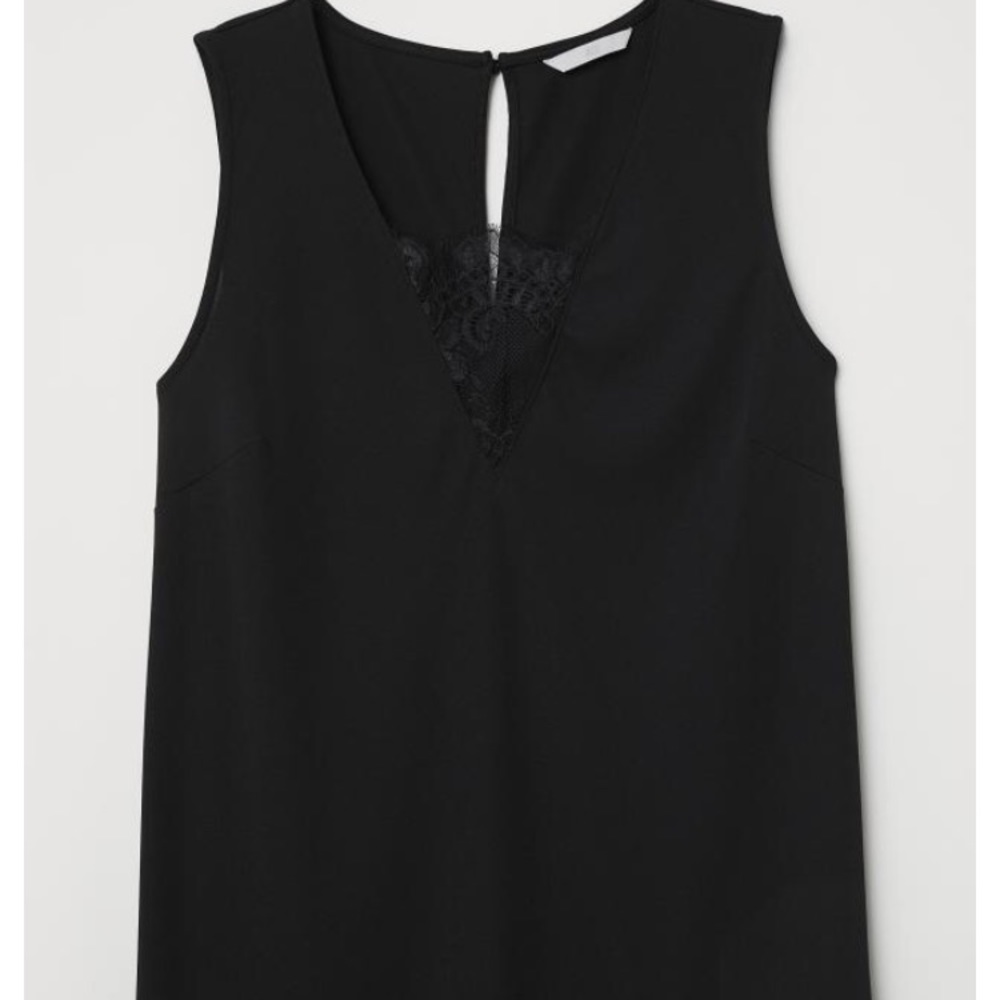 BOGO H&M sleeveless top with lace - Picture 4 of 6